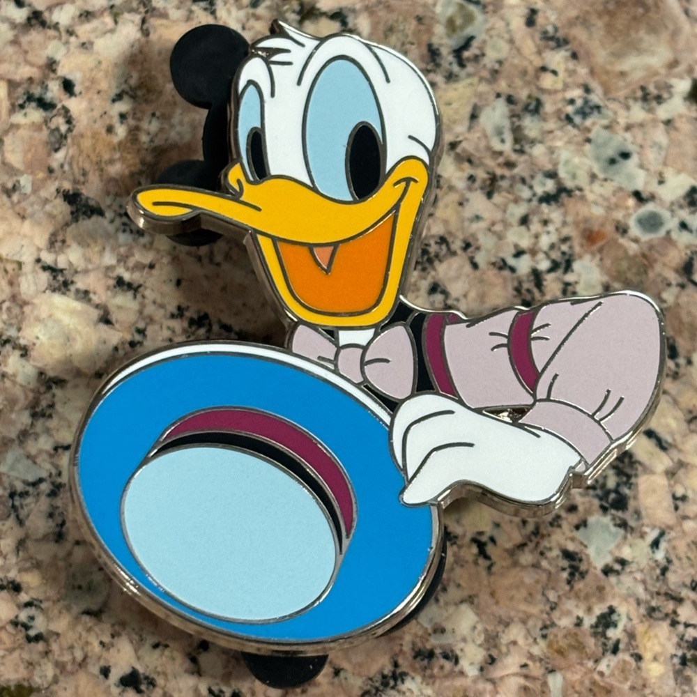 DISNEY PARKS DAPPER DANS BOOSTER PIN Donald dapper pin